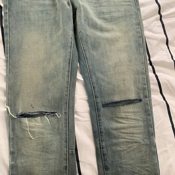 MNML jeans with knee rips - Picture 2 of 3